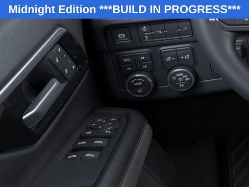 New 2026 Chevrolet Suburban Premier AWD/4WD image 23
