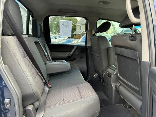 Used 2012 Nissan Titan SV w/ SV Value Truck Pkg RWD image 14