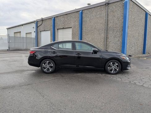 Used 2022 Nissan Sentra SV image 4