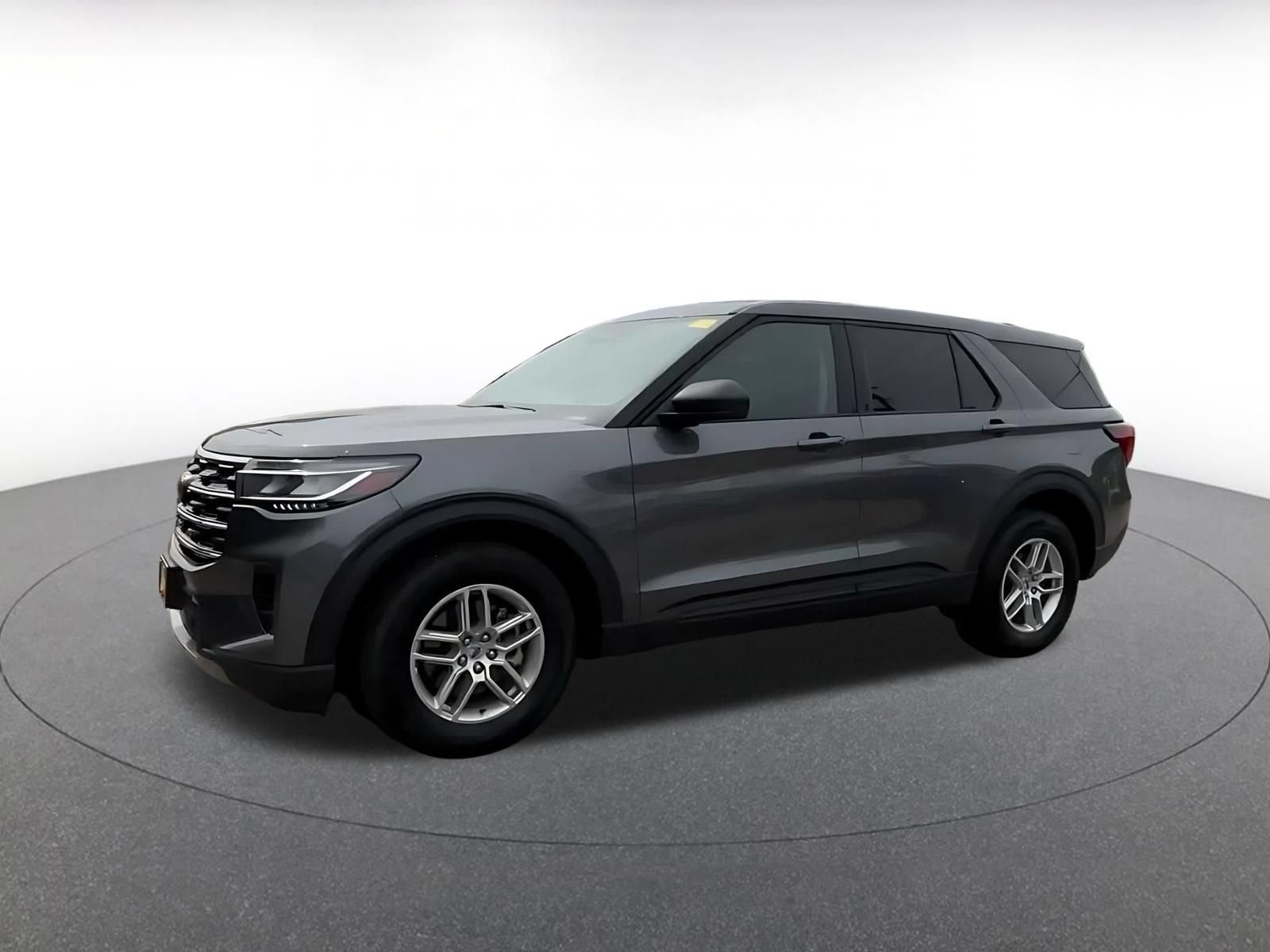 Used 2026 Ford Explorer Active AWD/4WD image 7