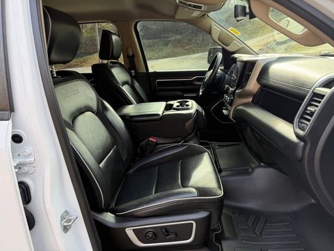 Used 2020 RAM 1500 Laramie image 19