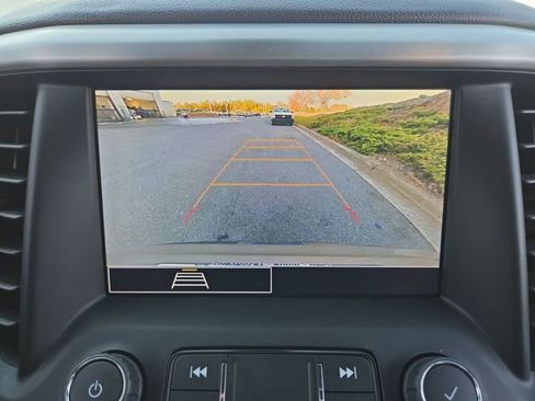 Used 2022 GMC Acadia SLE w/ Driver Convenience Package image 20