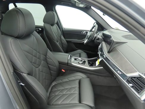 Used 2026 BMW X5 sDrive40i w/ Parking Assistance Package image 22