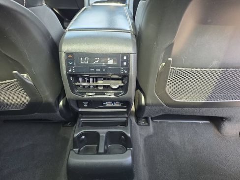 Used 2021 Jeep Grand Cherokee L Limited AWD/4WD image 15