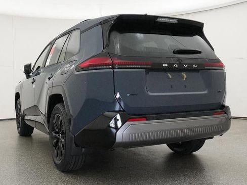 Used 2026 Toyota RAV4 SE image 22