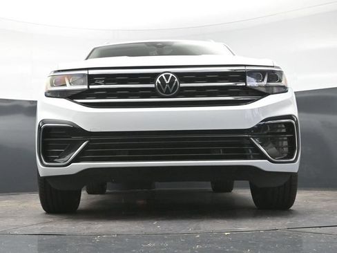 Used 2021 Volkswagen Atlas SEL R-Line FWD image 32