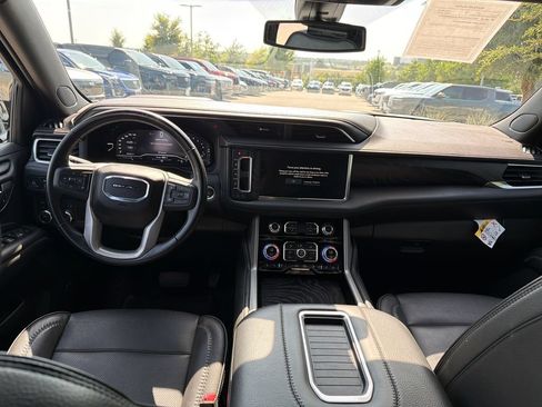 Used 2022 GMC Yukon Denali AWD/4WD image 31