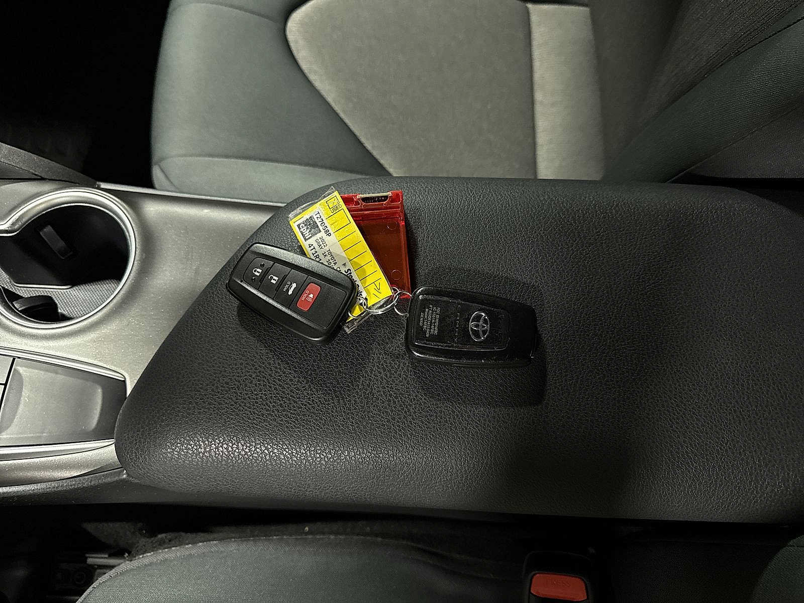 Certified 2022 Toyota Camry LE w/ Convenience Package FWD image 31
