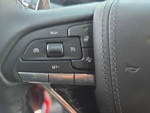 Certified 2024 Cadillac Escalade ESV V w/ Heavy-Duty Trailer Package image 17