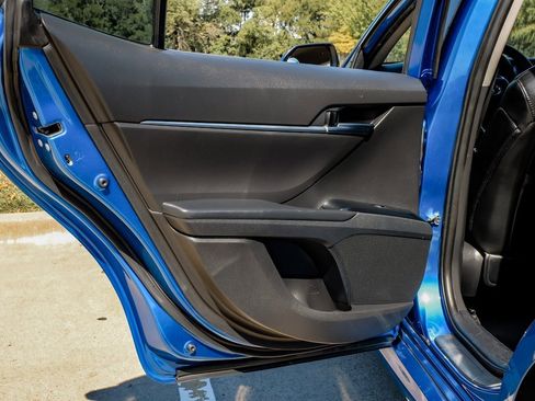 Used 2020 Toyota Camry LE image 48