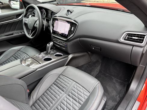 Used 2023 Maserati Ghibli F Tributo AWD/4WD image 27