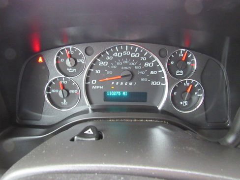 Used 2021 Chevrolet Express 3500 w/ Power Convenience Package RWD image 37