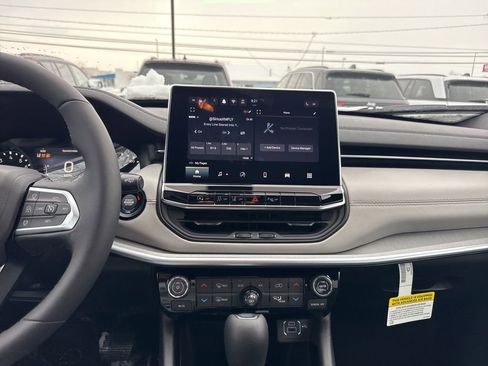 New 2026 Jeep Compass Limited image 21