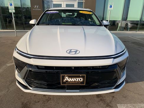 Certified 2025 Hyundai Sonata SEL image 9