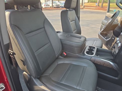 Used 2019 GMC Sierra 1500 Denali w/ Denali Ultimate Package image 10