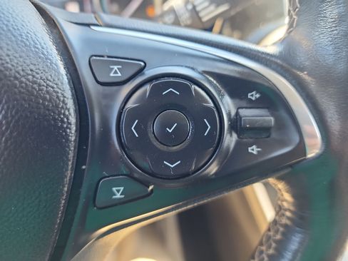 Used 2018 Buick Envision Essence FWD image 20