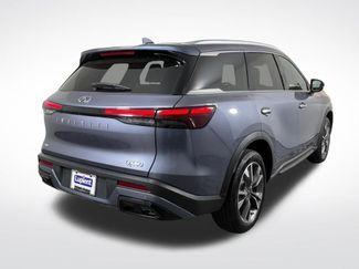 Used 2023 INFINITI QX60 Luxe AWD/4WD video 3