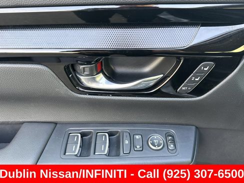 Used 2025 Honda CR-V EX-L image 12