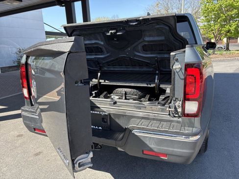Used 2019 Honda Ridgeline RTL image 13