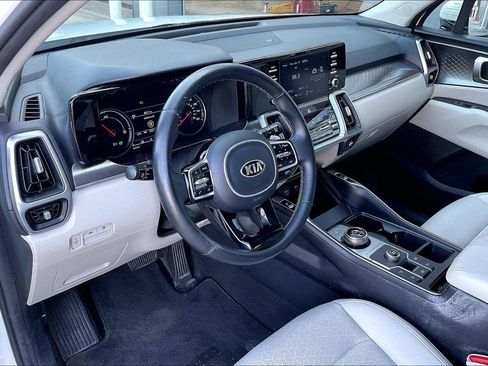 Used 2021 Kia Sorento S FWD image 14