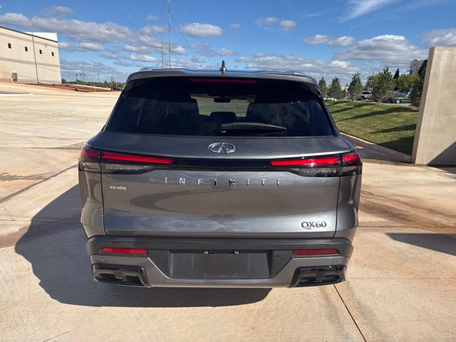 Used 2024 INFINITI QX60 Luxe FWD image 7