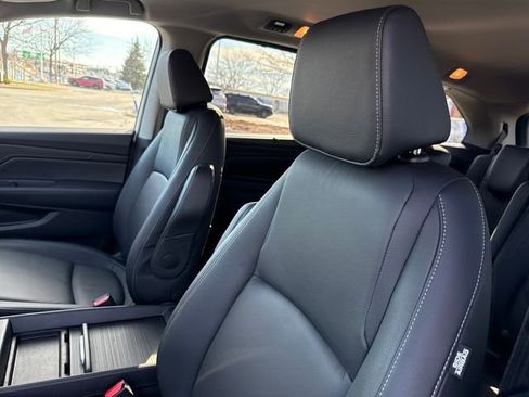 Used 2023 Honda Odyssey EX-L image 13