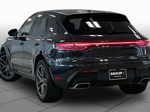 Used 2022 Porsche Macan AWD/4WD image 10