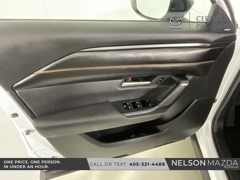 Certified 2025 MAZDA CX-50 AWD 2.5 Hybrid w/ Premium Pkg image 18