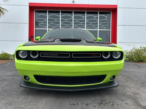 Used 2019 Dodge Challenger R/T Scat Pack w/ T/A Package image 2