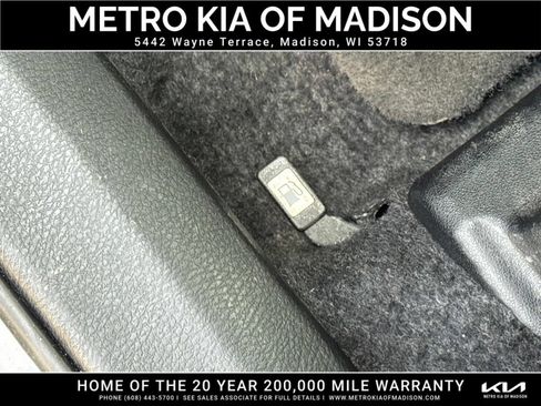Used 2015 Toyota RAV4 XLE AWD/4WD image 14