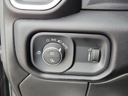 New 2025 RAM 2500 Big Horn image 25