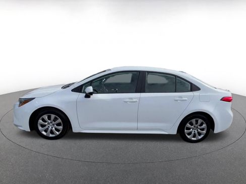 Used 2023 Toyota Corolla LE image 9