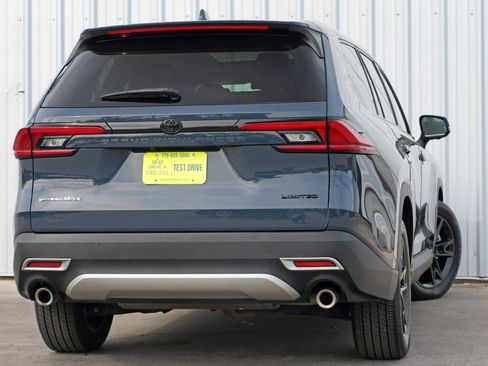 Used 2024 Toyota Grand Highlander AWD Hybrid image 5