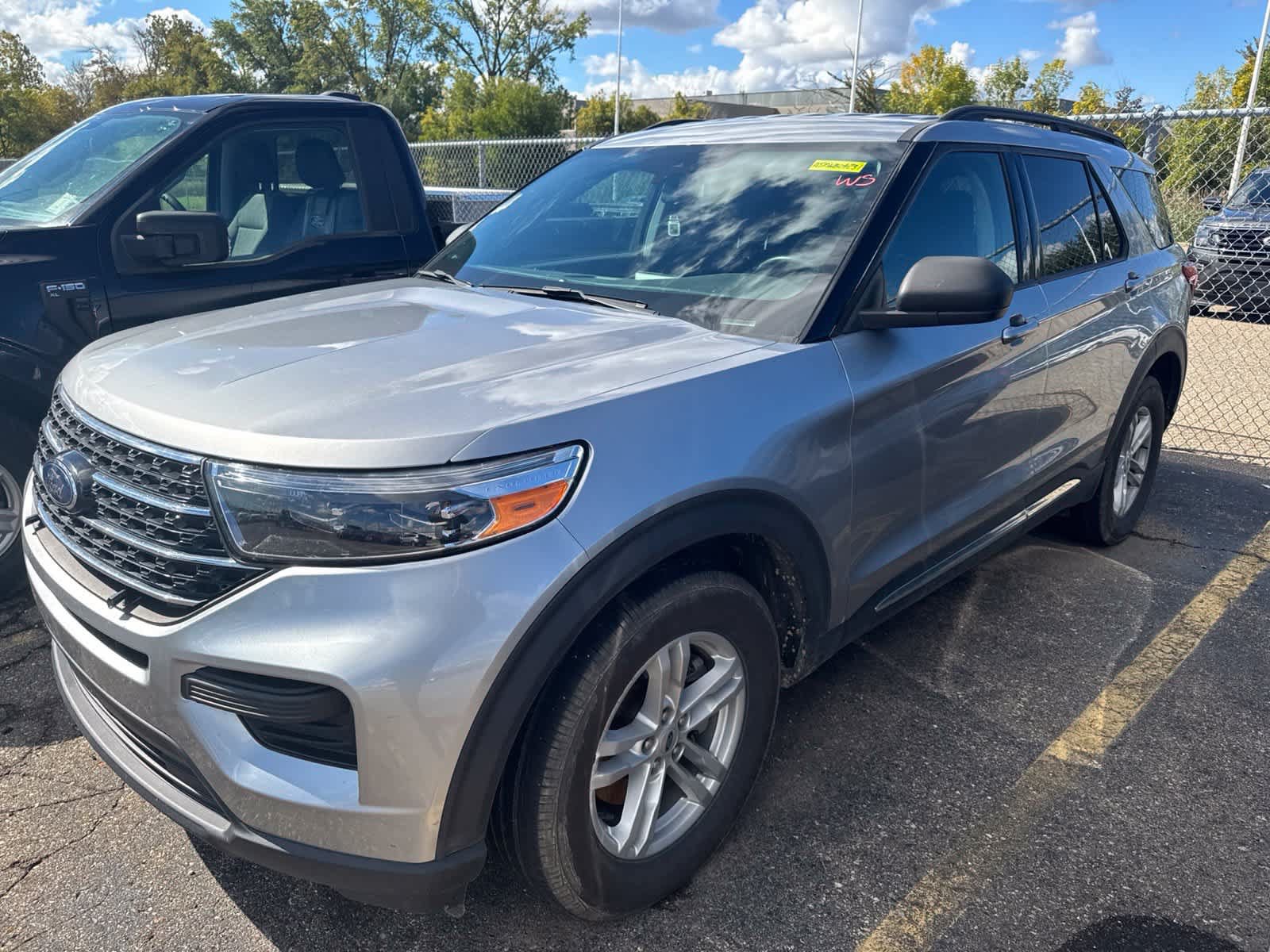 Used 2021 Ford Explorer XLT AWD/4WD image 17