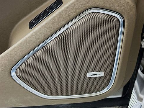 Used 2018 Chevrolet Tahoe LT image 19