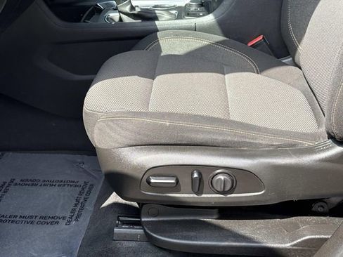 Certified 2021 Chevrolet Traverse LT image 21