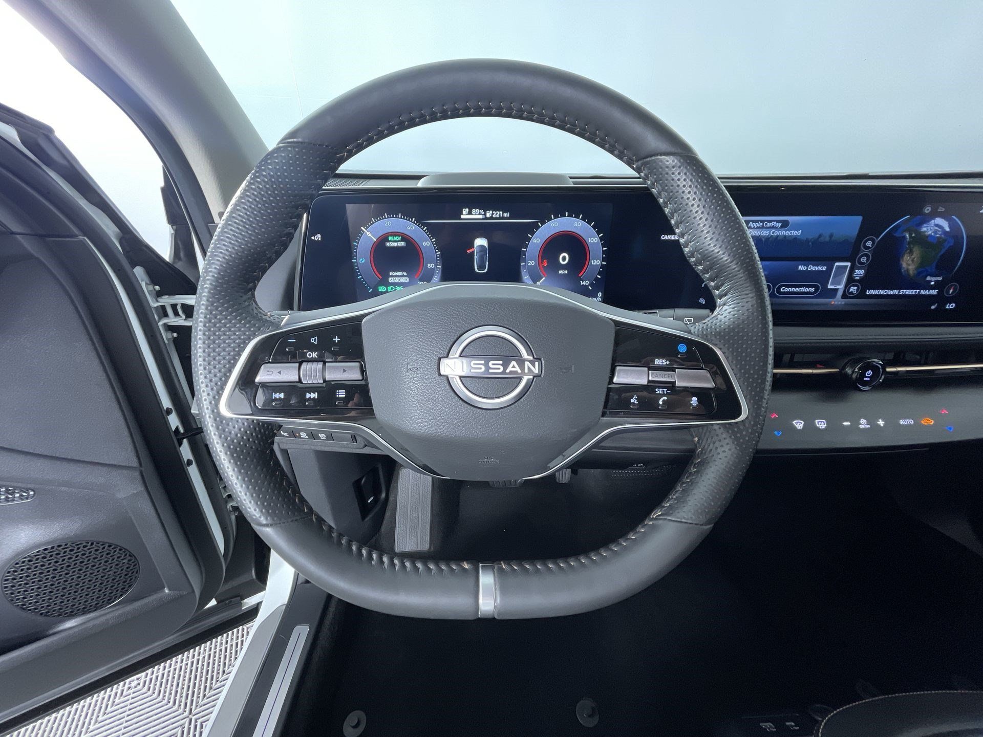 Certified 2024 Nissan Ariya AWD image 15