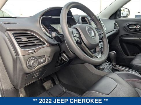 Used 2022 Jeep Cherokee Trailhawk w/ Sun, Sound & Nav Group image 12