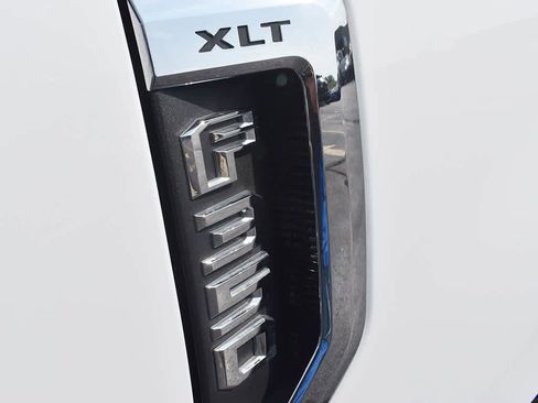 Used 2019 Ford F350 XLT image 10