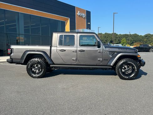 New 2025 Jeep Gladiator Willys image 2