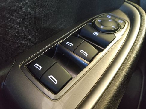 Used 2023 Chevrolet Malibu LS FWD image 27