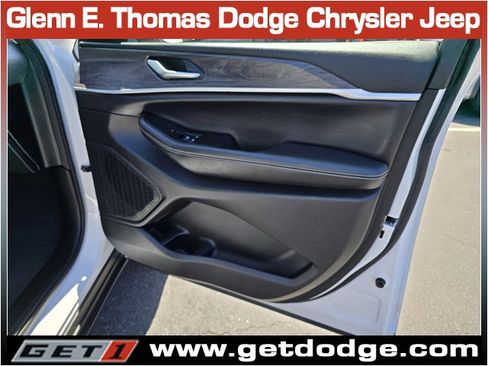Certified 2023 Jeep Grand Cherokee Limited w/ Luxury Tech Group II image 34