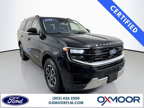 Certified 2025 Ford Expedition Platinum AWD/4WD image 1