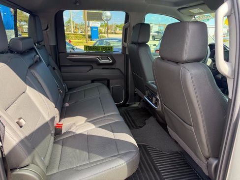 Used 2026 Chevrolet Silverado 2500 LTZ w/ LTZ Plus Package image 7