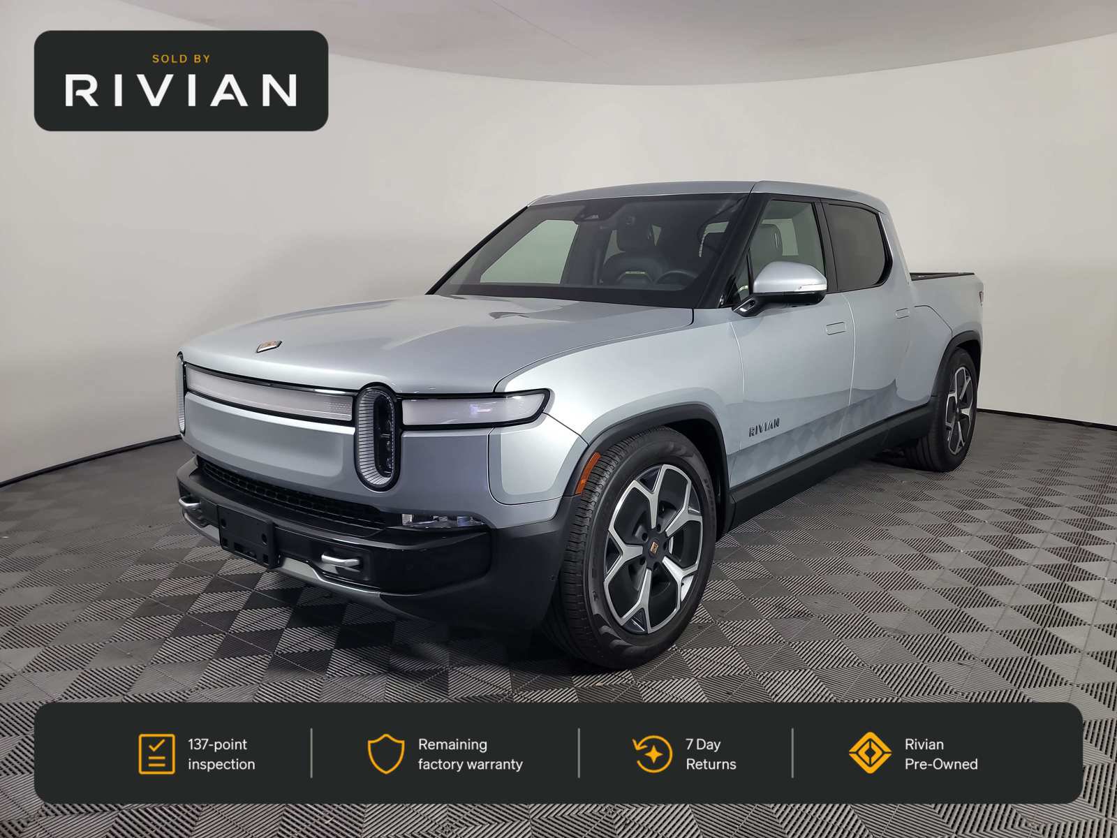 Used 2024 Rivian R1T Adventure Dual AWD/4WD image 1