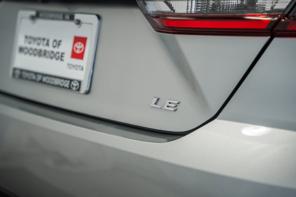 Used 2026 Toyota Camry LE w/ Convenience Package FWD image 8