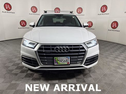 Used 2018 Audi Q5 2.0T Premium Plus w/ Premium Plus Package image 2