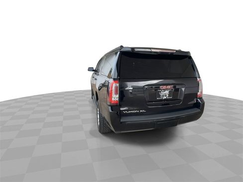Used 2019 GMC Yukon XL SLT image 7