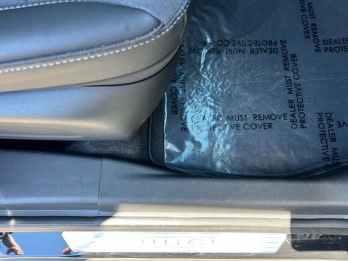 Used 2023 Buick Encore GX Select image 50