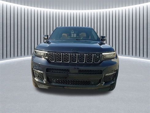 Used 2023 Jeep Grand Cherokee L Summit image 7